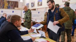 В военкомат, что брать?